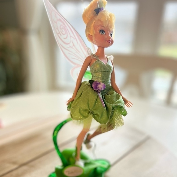 Disney Tinker bell Doll - with stand - Picture 6 of 9